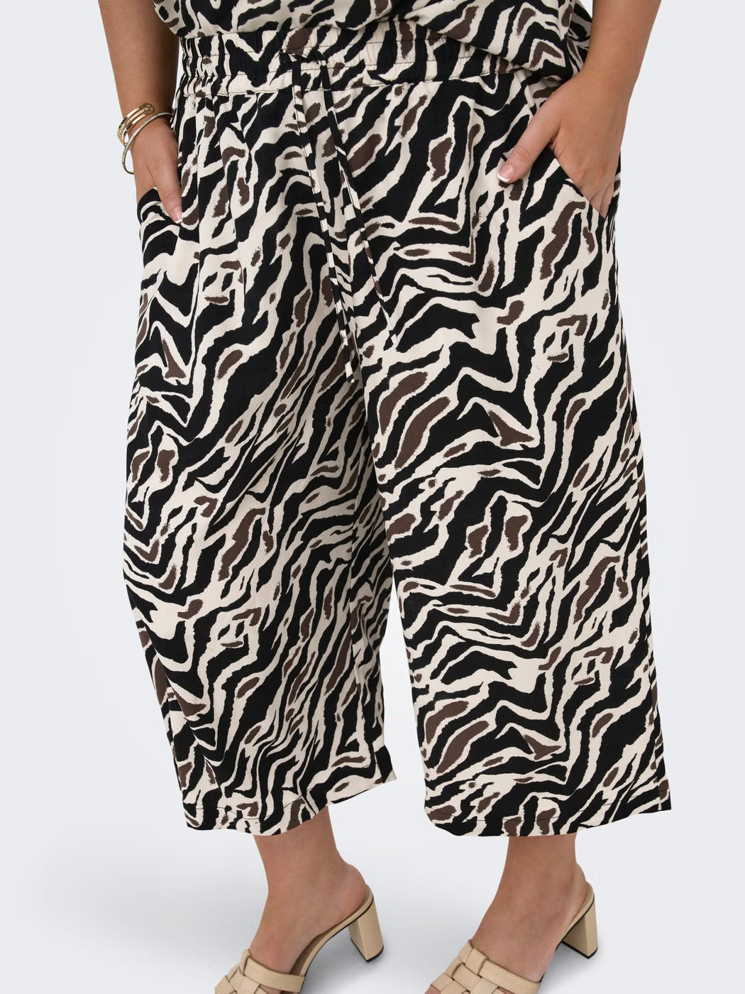 ONLY CARELITE Cropped Fit Culotte Trousers